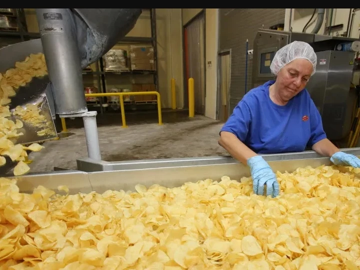 usine de production de chips