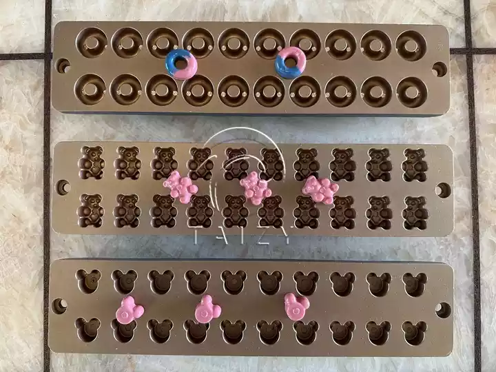Candy Making Machine | 10‑70 Kg/H Soft &Amp; Hard Candy Production Line 2 Flat Depositing Candy Mold